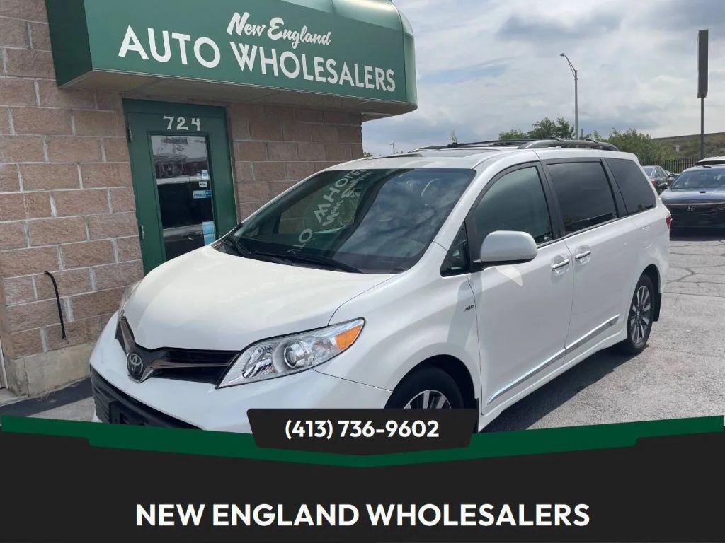 used 2018 Toyota Sienna car, priced at $27,795