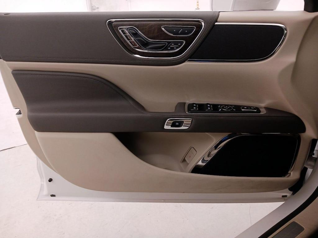 used 2017 Lincoln Continental car, priced at $27,998