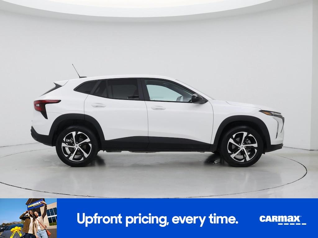 used 2025 Chevrolet Trax car, priced at $23,998