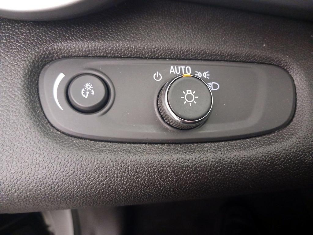 used 2025 Chevrolet Trax car, priced at $23,998