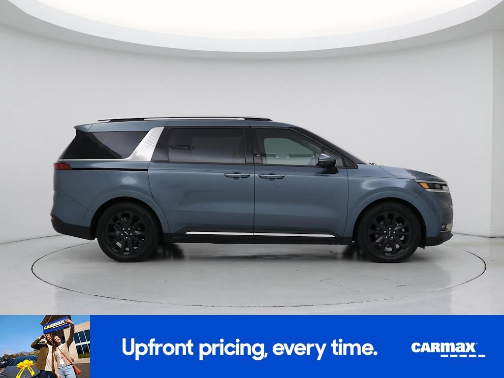 used 2023 Kia Carnival car, priced at $40,998