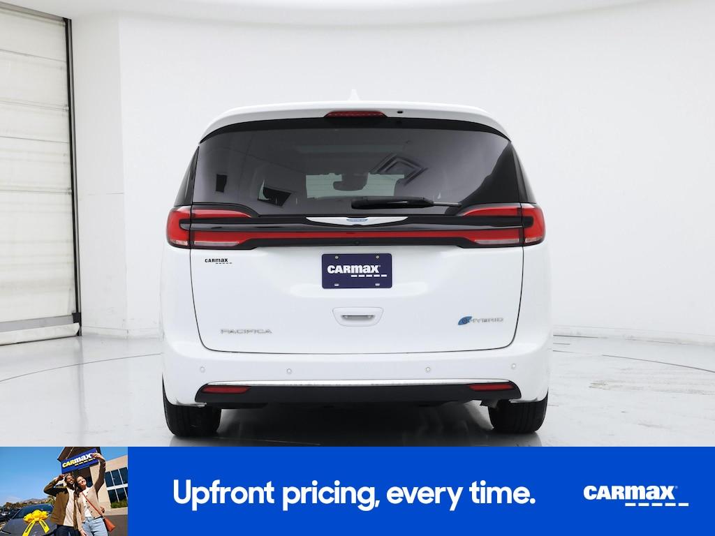 used 2022 Chrysler Pacifica Hybrid car, priced at $30,998