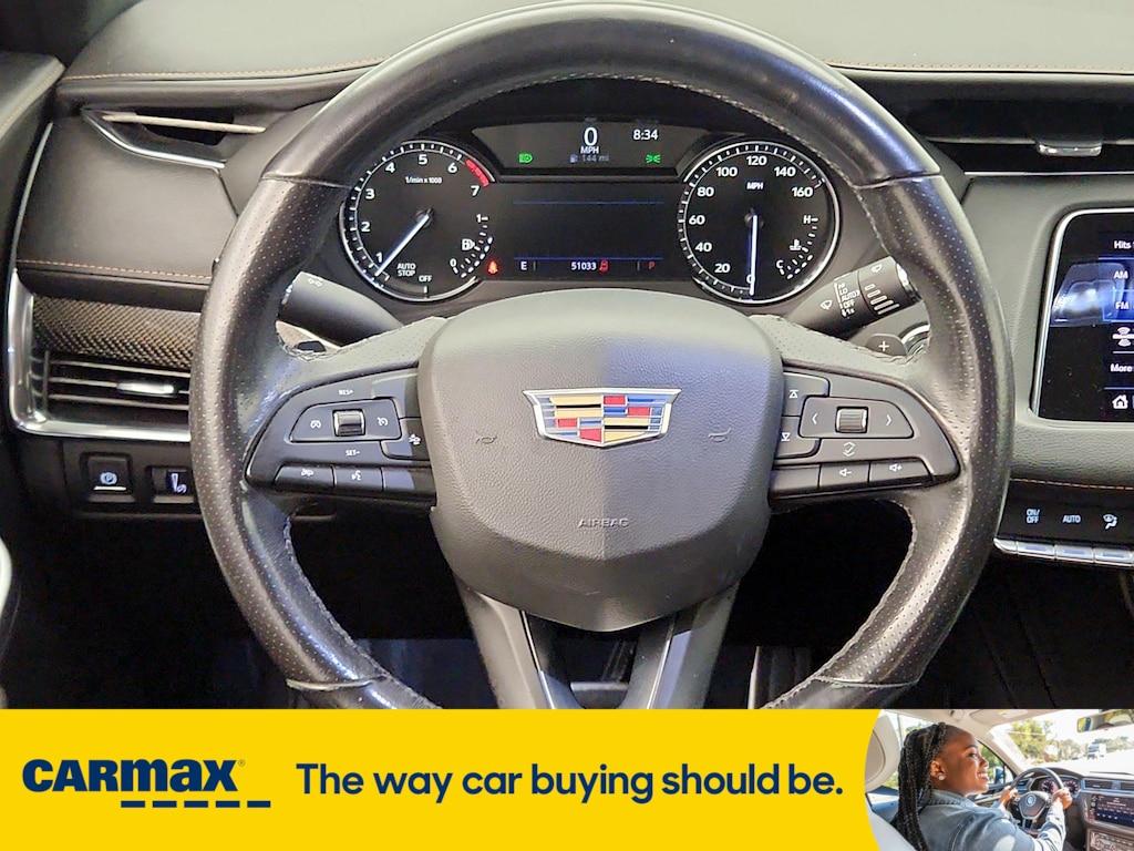 used 2019 Cadillac XT4 car, priced at $21,998