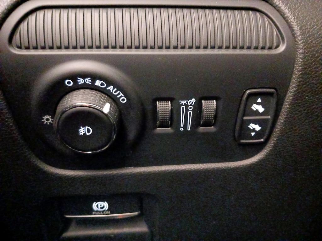 used 2022 Jeep Wagoneer car, priced at $45,998