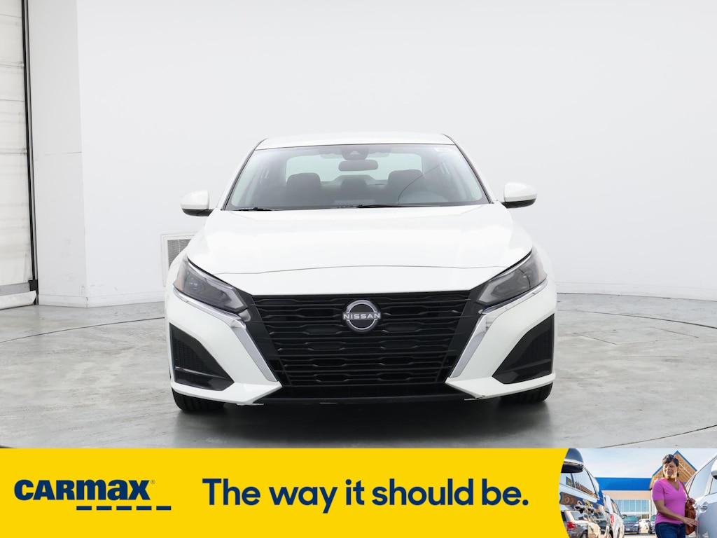 used 2023 Nissan Altima car, priced at $20,998