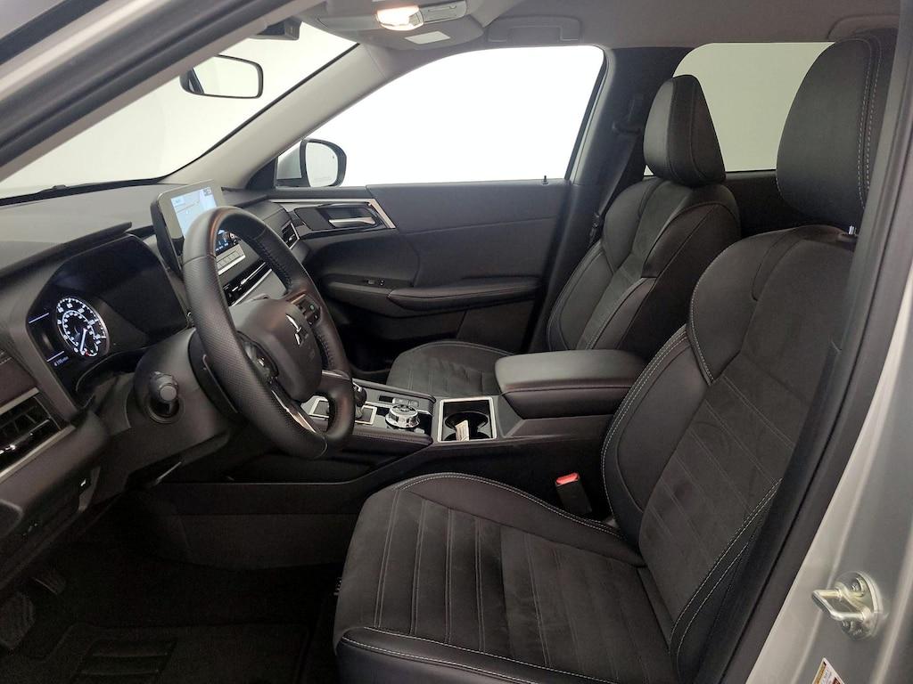 used 2024 Mitsubishi Outlander car, priced at $27,998
