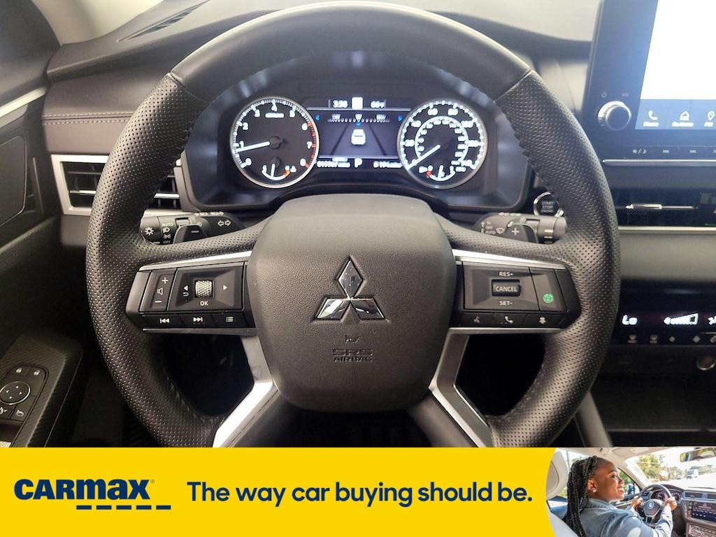 used 2024 Mitsubishi Outlander car, priced at $27,998