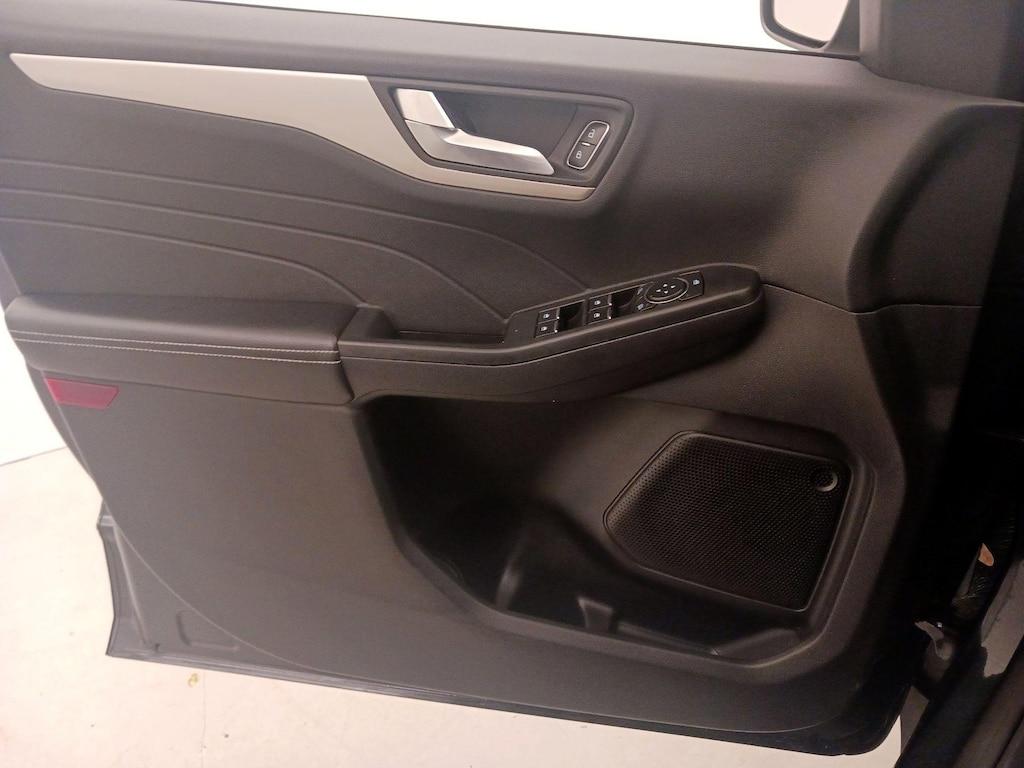 used 2022 Ford Escape car, priced at $20,998