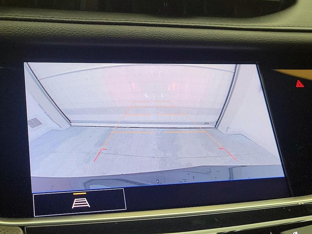 used 2022 Cadillac XT5 car, priced at $28,998