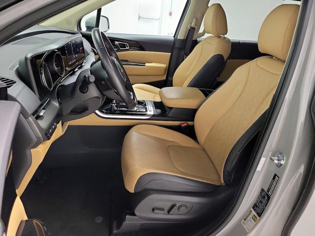 used 2024 Kia Carnival car, priced at $38,998