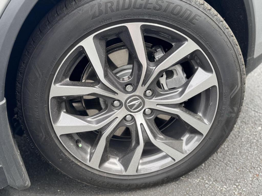 used 2024 Acura MDX car, priced at $51,111