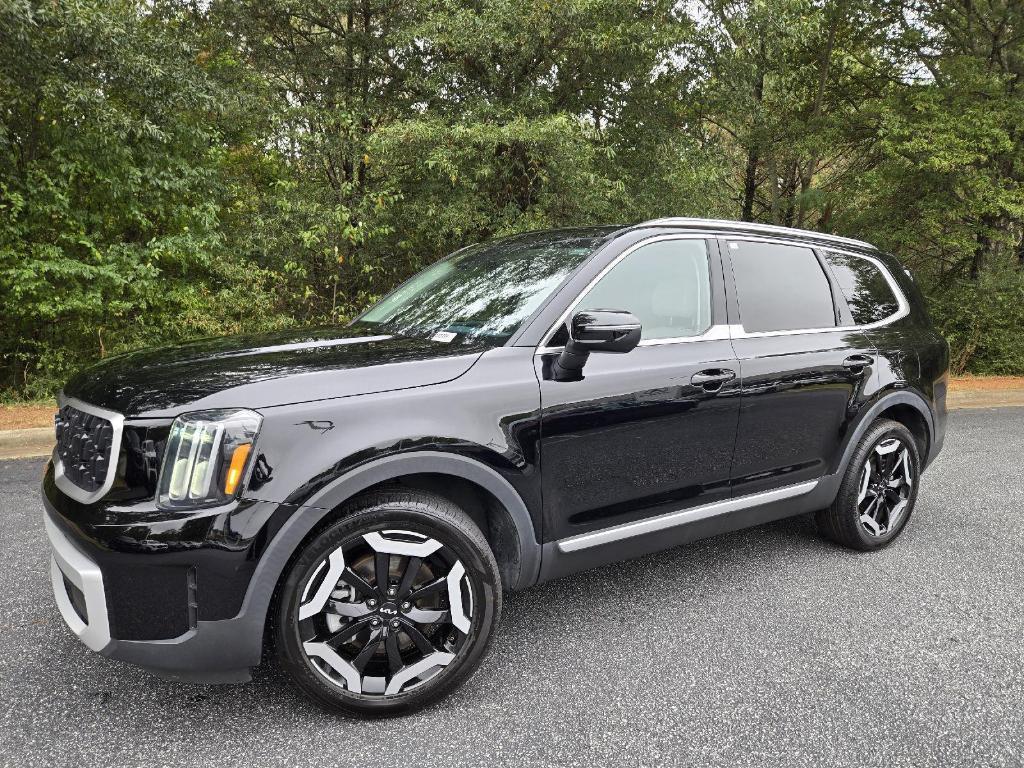 used 2023 Kia Telluride car, priced at $34,977