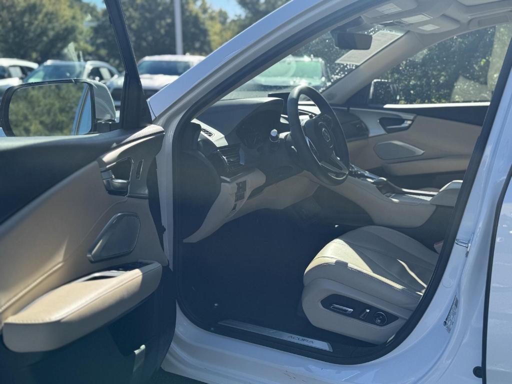 used 2023 Acura RDX car, priced at $38,888