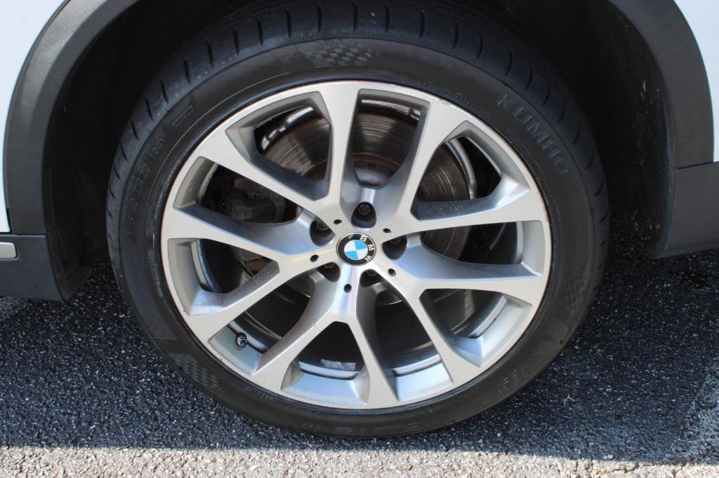 used 2021 BMW X5 car, priced at $28,888