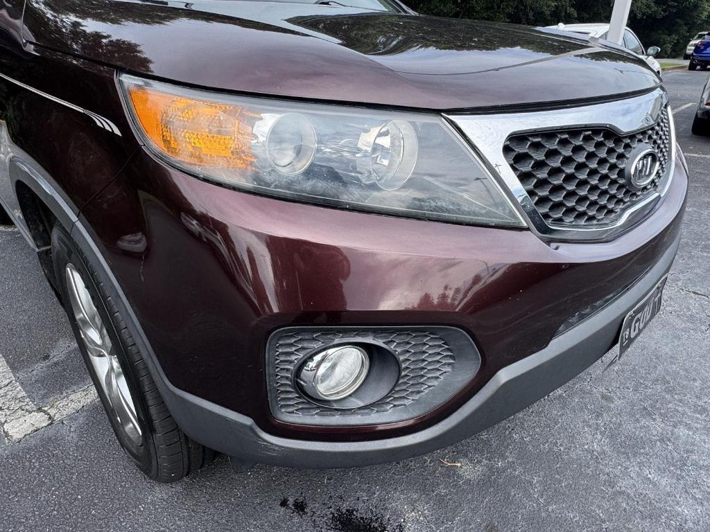 used 2013 Kia Sorento car, priced at $7,777