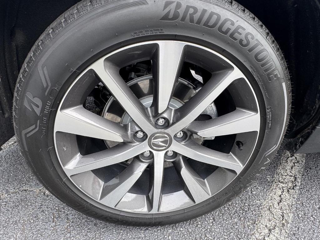 used 2025 Acura MDX car, priced at $53,999