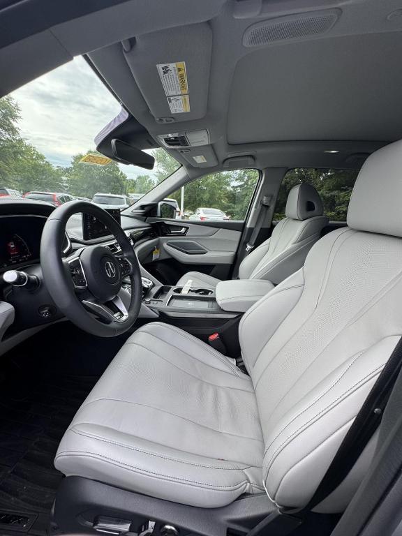 used 2025 Acura MDX car, priced at $53,999