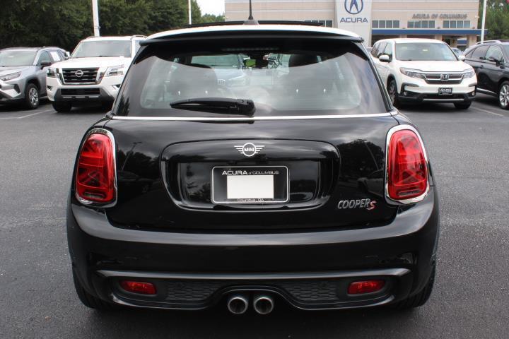 used 2021 MINI Hardtop car, priced at $22,444