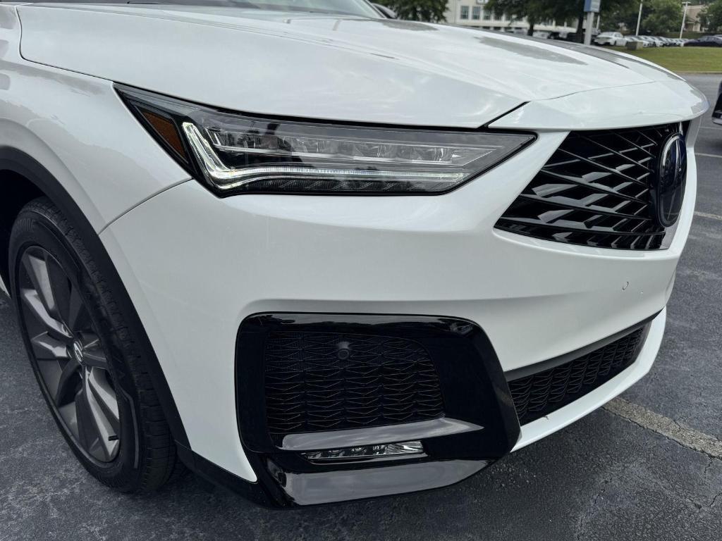 used 2025 Acura MDX car, priced at $62,222
