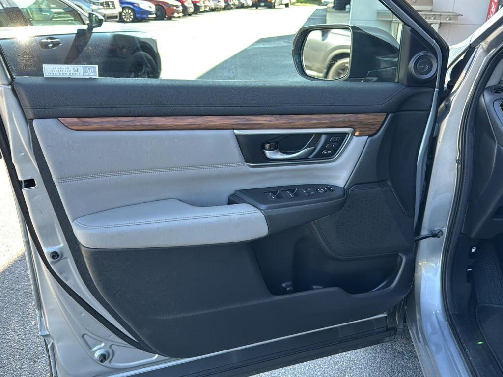 used 2020 Honda CR-V Hybrid car, priced at $27,777