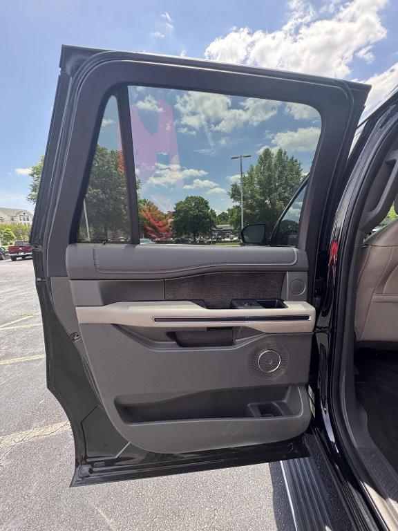 used 2021 Ford Expedition Max car, priced at $41,999