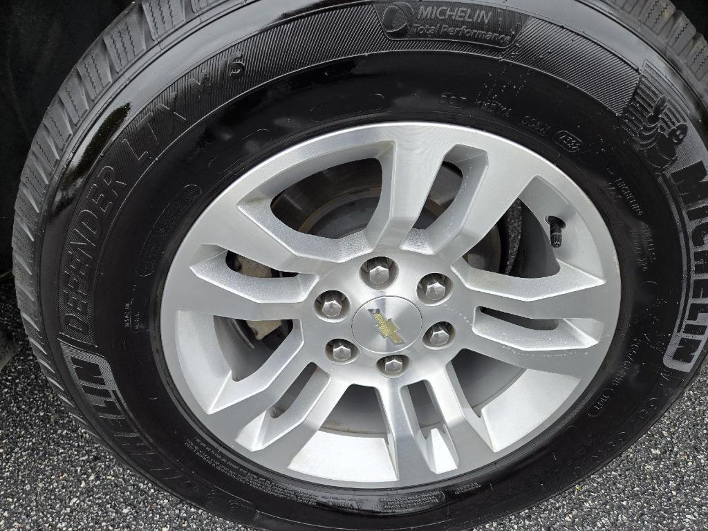 used 2019 Chevrolet Tahoe car, priced at $26,777