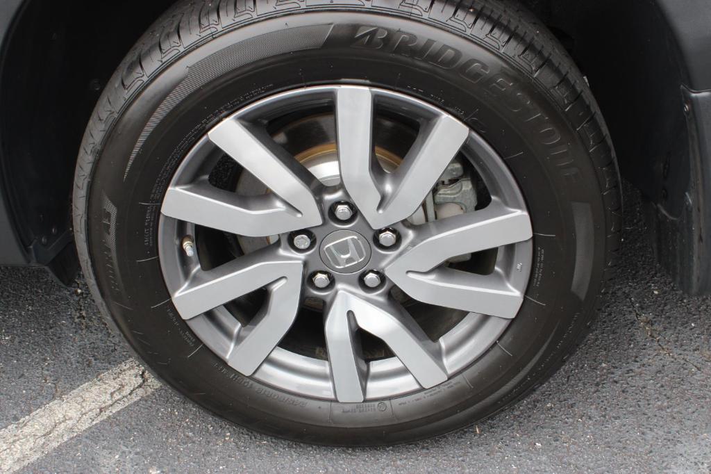 used 2019 Honda Pilot car, priced at $27,999