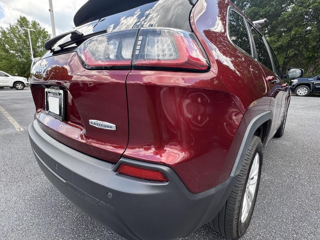 used 2019 Jeep Cherokee car, priced at $12,999