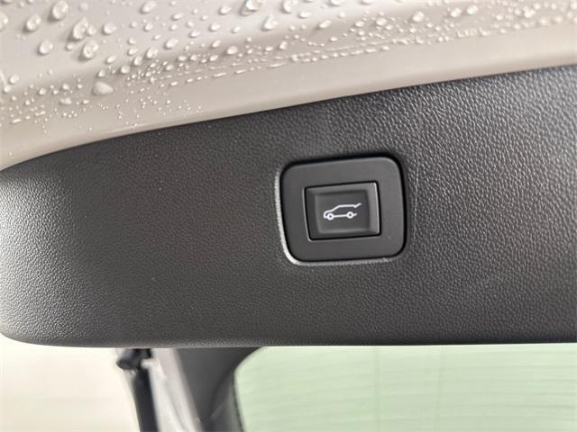 new 2025 Buick Envista car, priced at $25,830