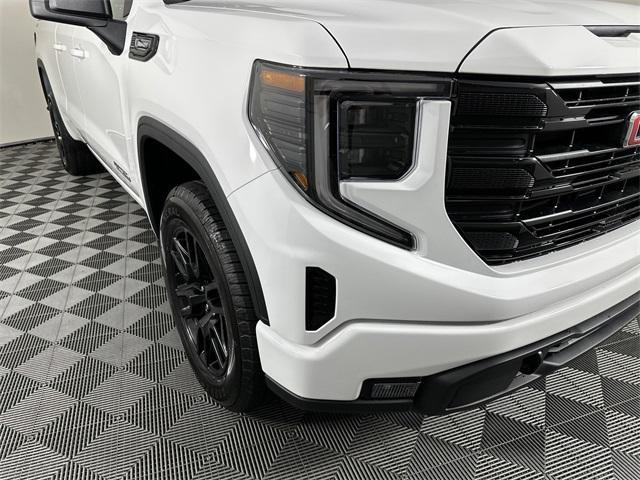 new 2025 GMC Sierra 1500 car, priced at $51,295