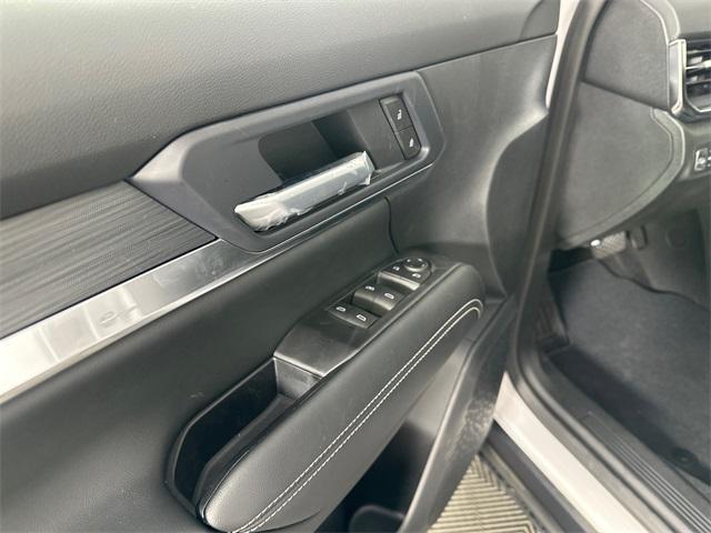 new 2025 GMC Terrain car, priced at $33,975