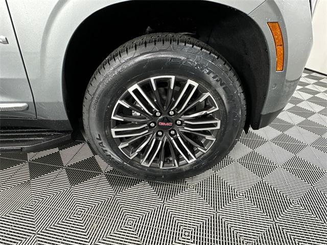 new 2025 GMC Yukon car, priced at $73,585