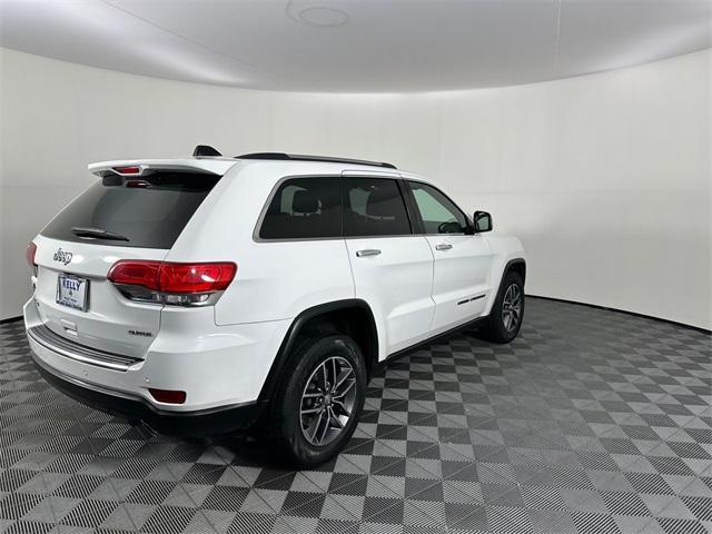 used 2017 Jeep Grand Cherokee car, priced at $16,390