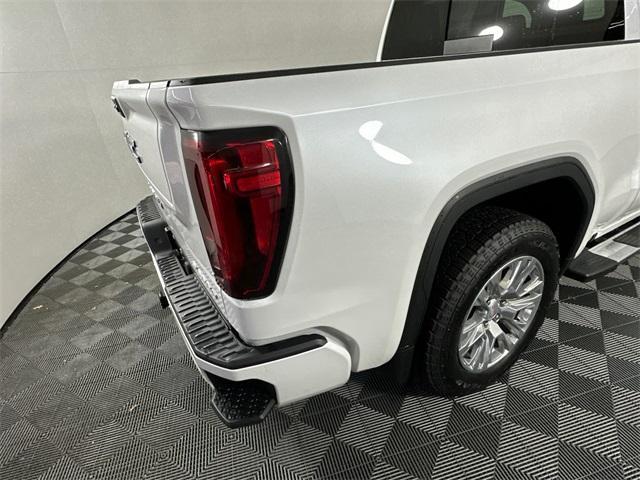 new 2024 GMC Sierra 1500 car, priced at $72,375