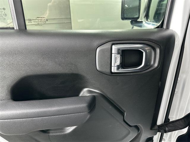 used 2022 Jeep Gladiator car, priced at $31,250