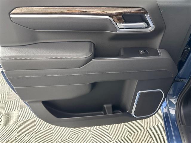 new 2026 GMC Sierra 1500 car, priced at $51,200