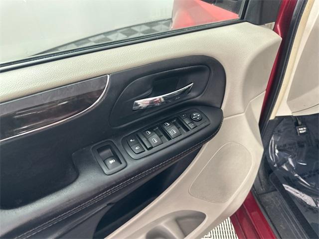 used 2014 Chrysler Town & Country car, priced at $5,581