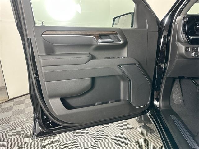 new 2026 GMC Sierra 1500 car, priced at $51,200