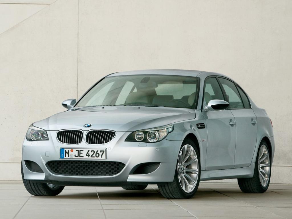 used 2006 BMW M5 car