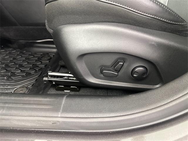 used 2023 Jeep Compass car, priced at $25,900