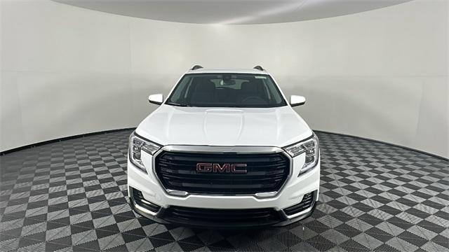 new 2024 GMC Terrain car, priced at $33,099