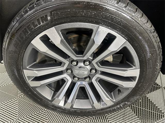 used 2018 GMC Yukon car, priced at $33,995