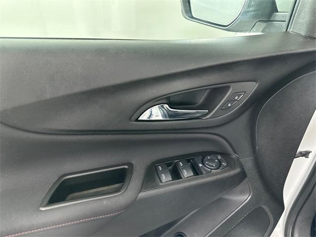 used 2022 Chevrolet Equinox car, priced at $23,900