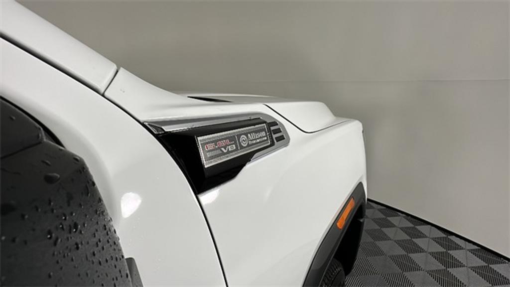 new 2024 GMC Sierra 2500 car, priced at $49,998