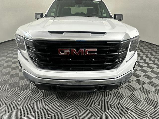 new 2025 GMC Sierra 1500 car, priced at $43,875