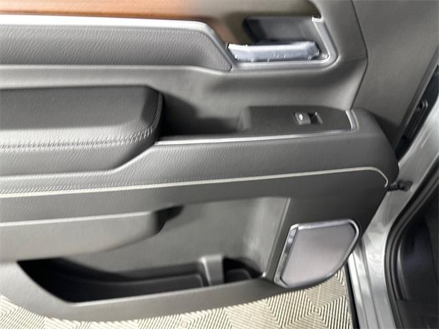 new 2026 GMC Sierra 2500 car, priced at $92,075