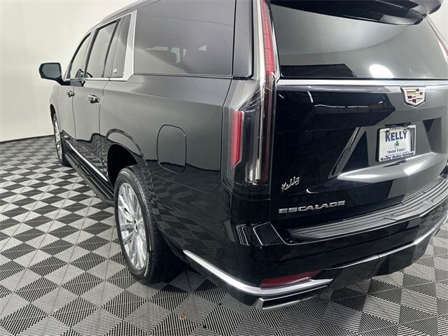 used 2023 Cadillac Escalade ESV car, priced at $72,500