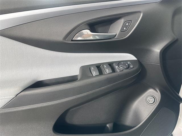 new 2025 Buick Envista car, priced at $25,965