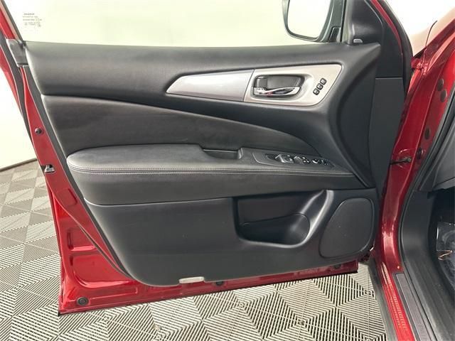 used 2019 Nissan Pathfinder car, priced at $19,913