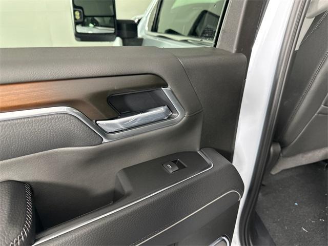 new 2026 GMC Sierra 2500 car, priced at $92,165